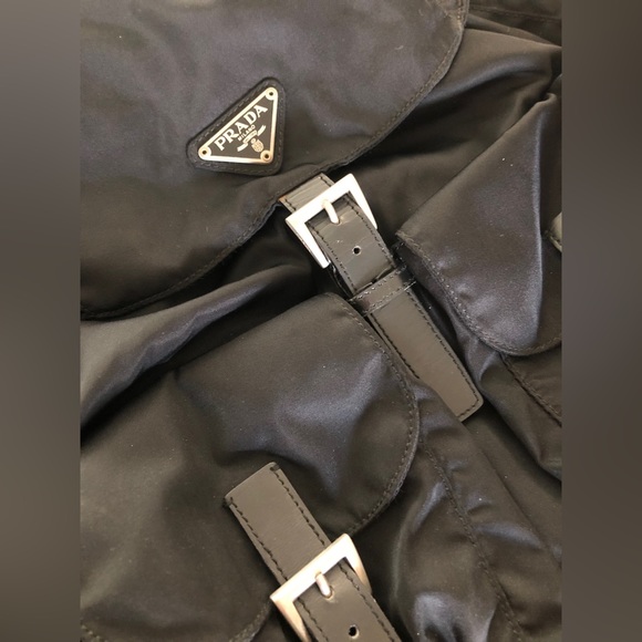 Prada Small Re-Nylon backpack authentic - Picture 1 of 7